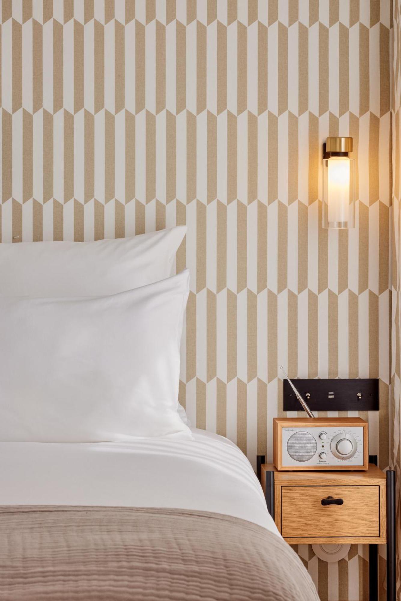 Hotel Noucha ปารีส ภายนอก รูปภาพ